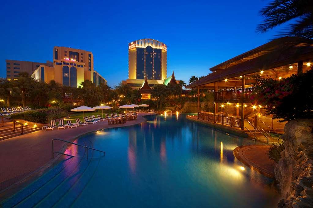 Gulf Hotel Bahrain Manama Exteriör bild