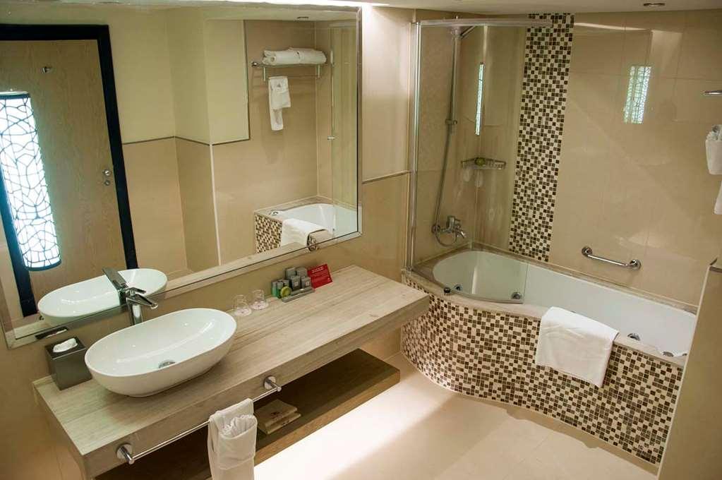 Gulf Hotel Bahrain Manama Exteriör bild